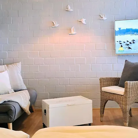 Meerblick Und Direkt Am Badestrand - Willkommen In Der Bett&butze! Strandhus Steinwarder 33, 119 아파트 하일리겐하펜