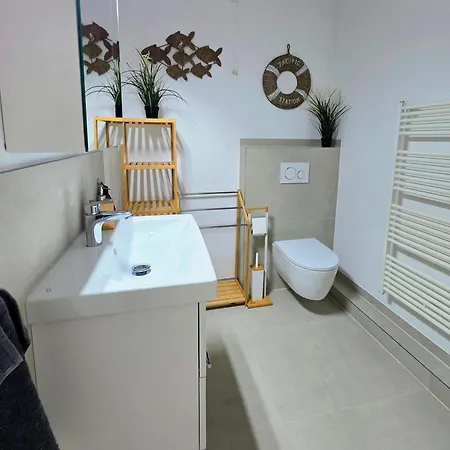 Meerblick Und Direkt Am Badestrand - Willkommen In Der Bett&butze! Strandhus Steinwarder 33, 119