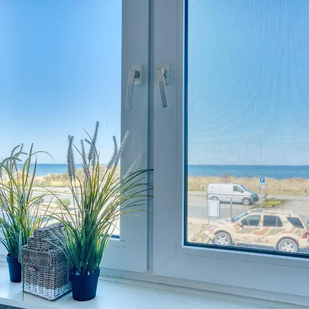 Meerblick Und Direkt Am Badestrand - Willkommen In Der Bett&butze! Strandhus Steinwarder 33, 119 * هايليغنهافن